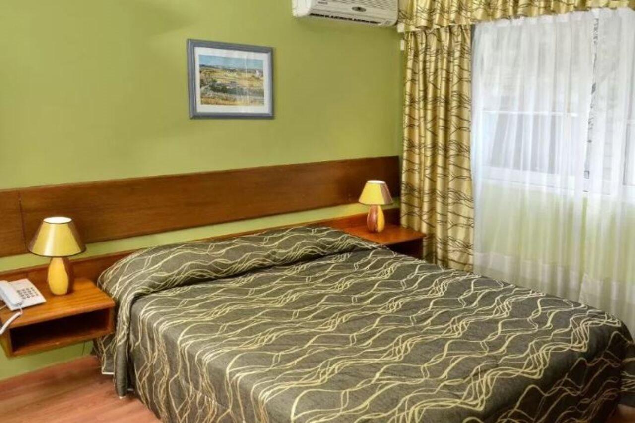 Hotel Hispano Монтевідео Екстер'єр фото