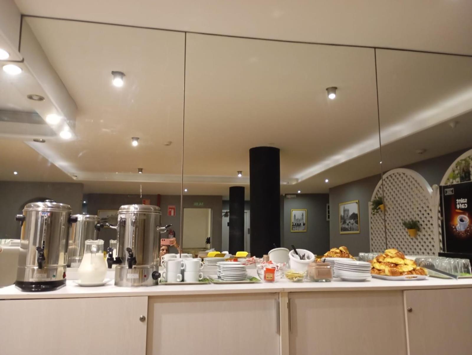 Hotel Hispano Монтевідео Екстер'єр фото